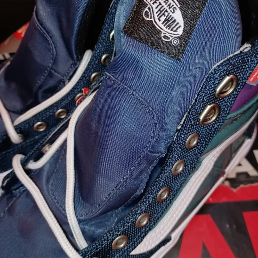 Vans Men's 3.5/Women's 5 Sk8-Hi Mte Dx Dress Blue/Jasper VN0A4P3I2US